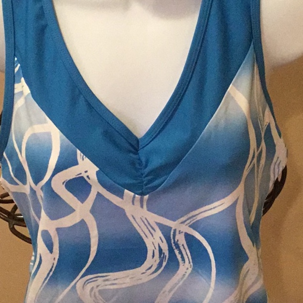 WORKOUT TOP - Picture 5 of 7